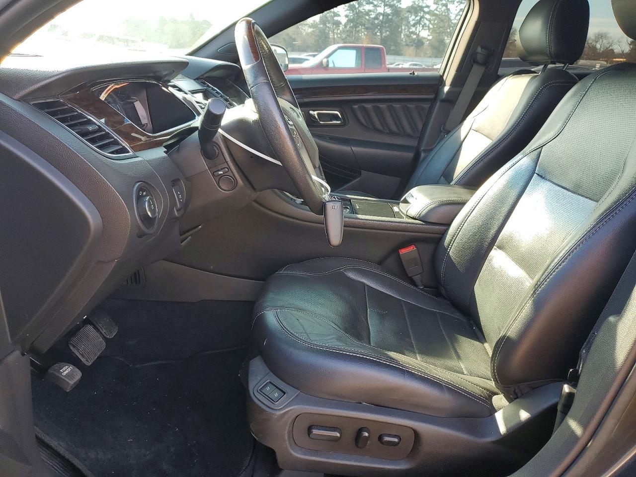 2017 Ford Taurus Limited