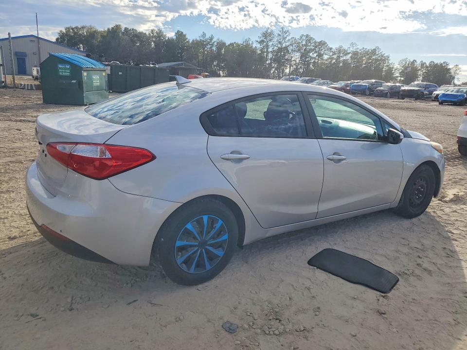 2015 KIA Forte lx