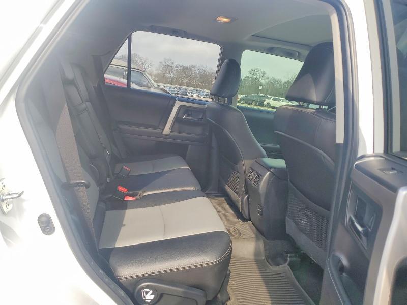 2018 Toyota 4runner Sr5/sr5 Premium
