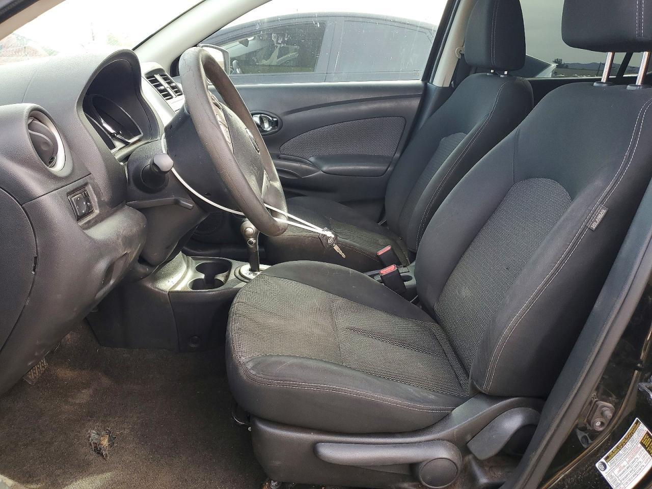 2015 Nissan Versa s