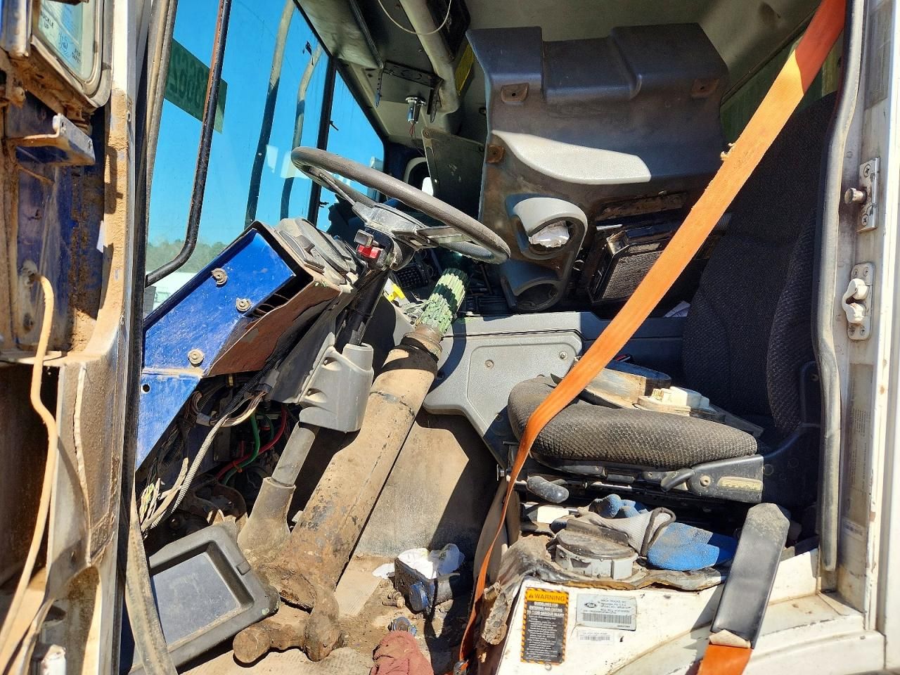 2015 Mack Refuse MRU613 Truck