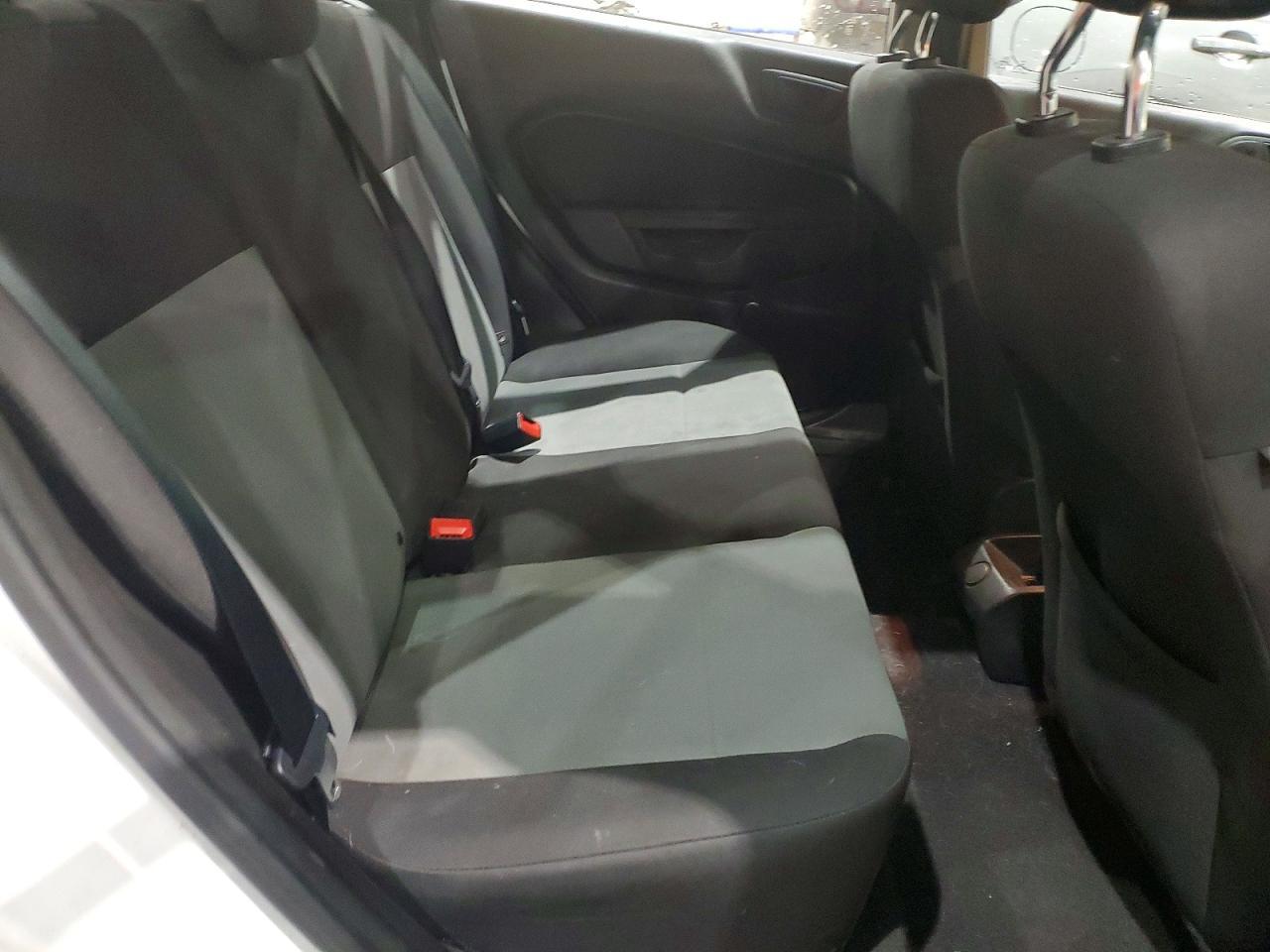 2016 Ford Fiesta s