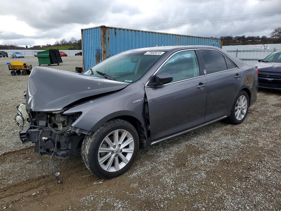 2013 Toyota Camry Hybrid
