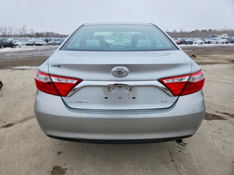 2017 Toyota Camry le