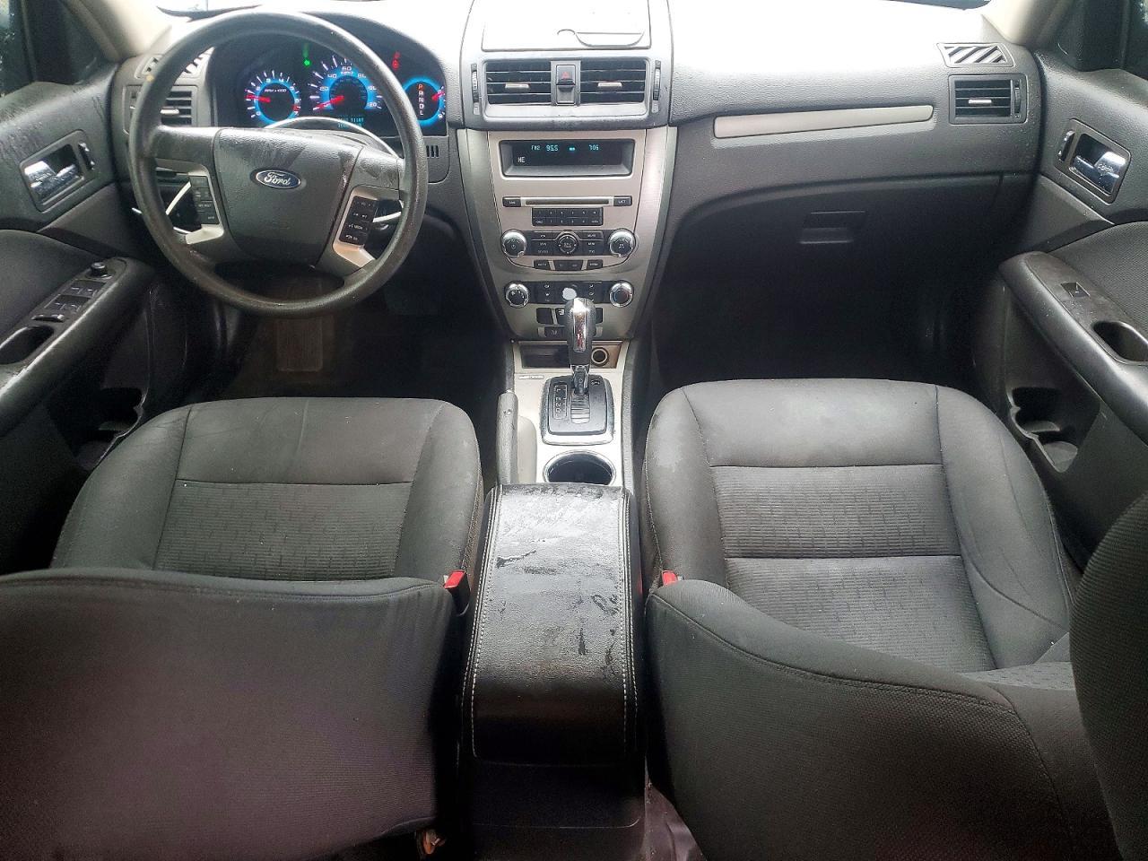 2012 Ford Fusion se