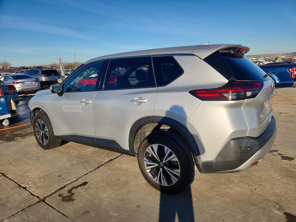 2021 Nissan Rogue sv
