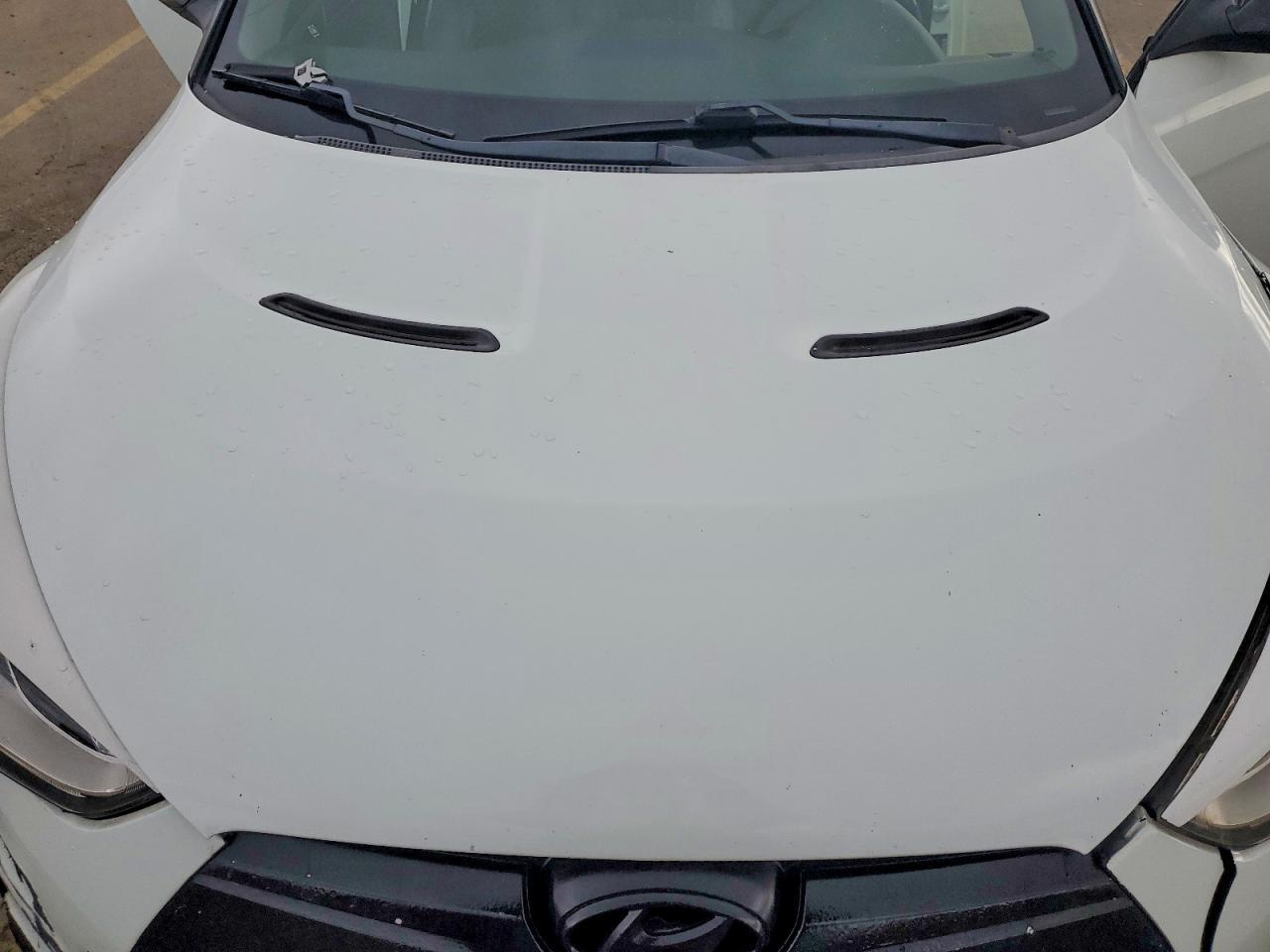 2013 Hyundai Veloster Base