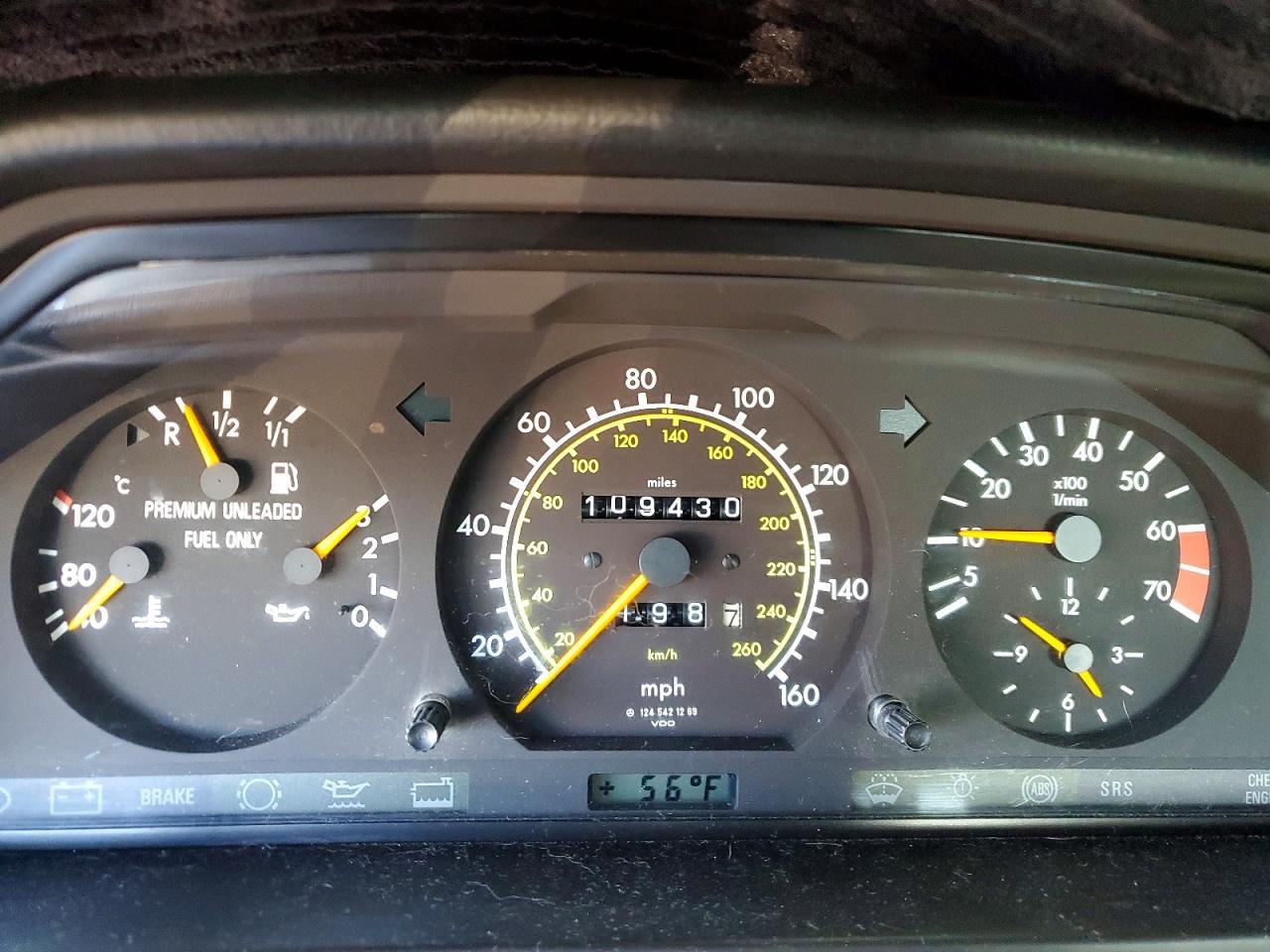 1992 Mercedes-Benz 400 e