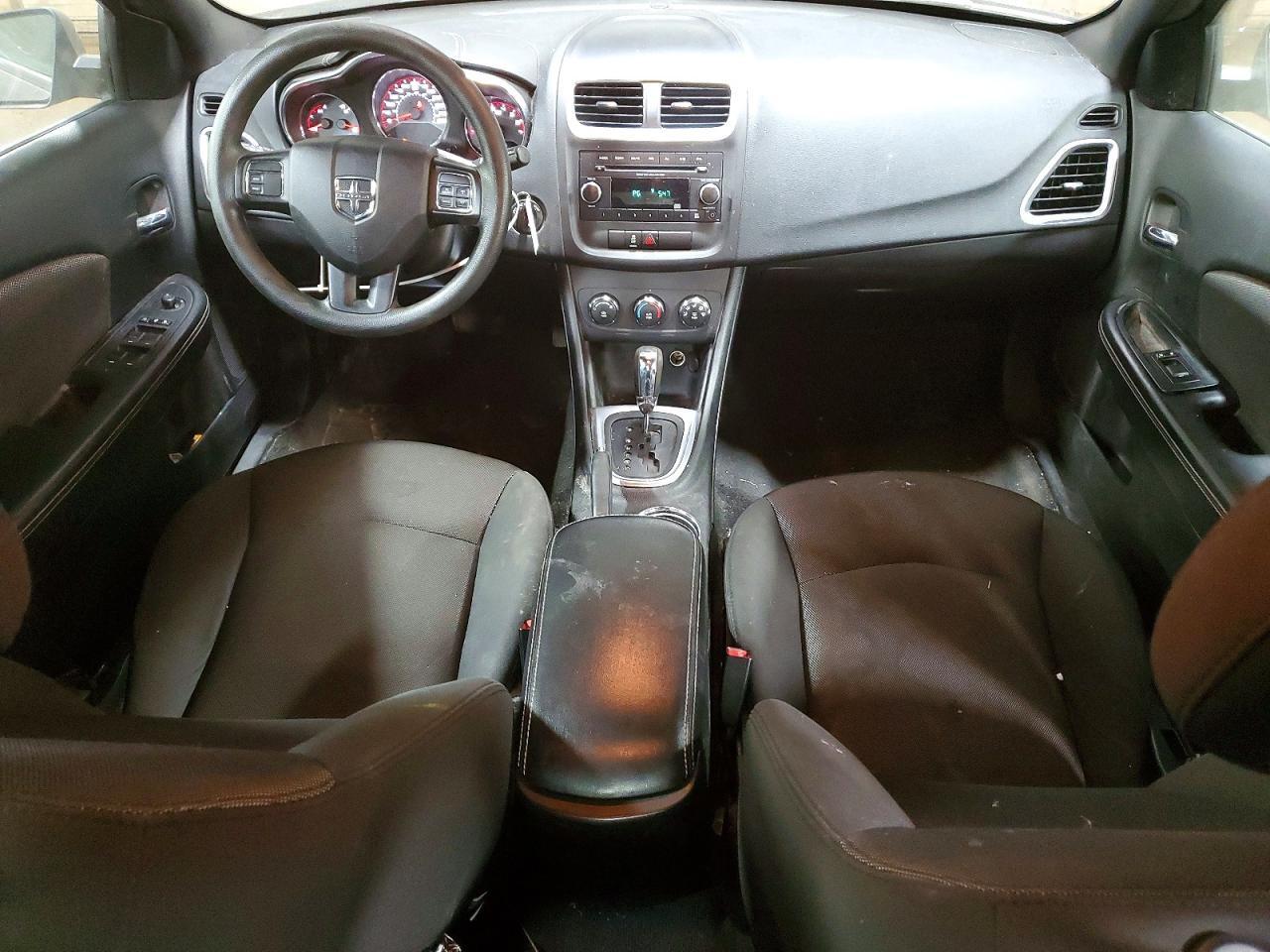 2013 Dodge Avenger se