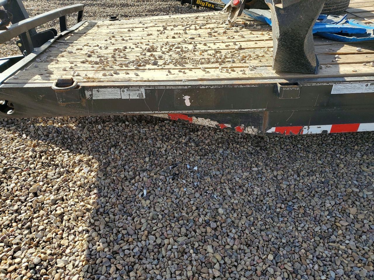 2022 Load Trail Equipment Trailer