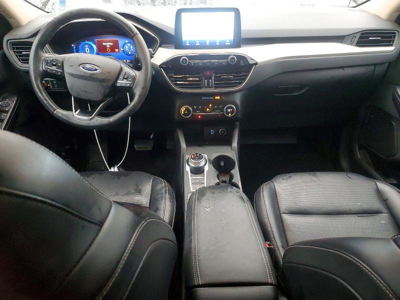 2020 Ford Escape se Sport