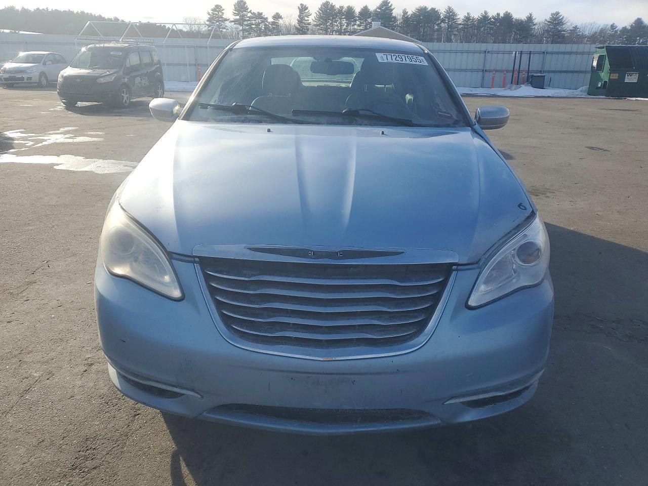 2012 Chrysler 200 Limited