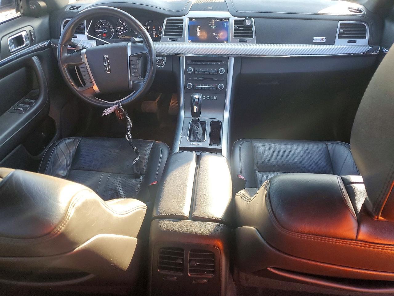 2012 Lincoln MKS
