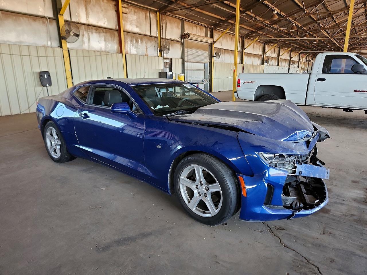 2020 Chevrolet Camaro ls