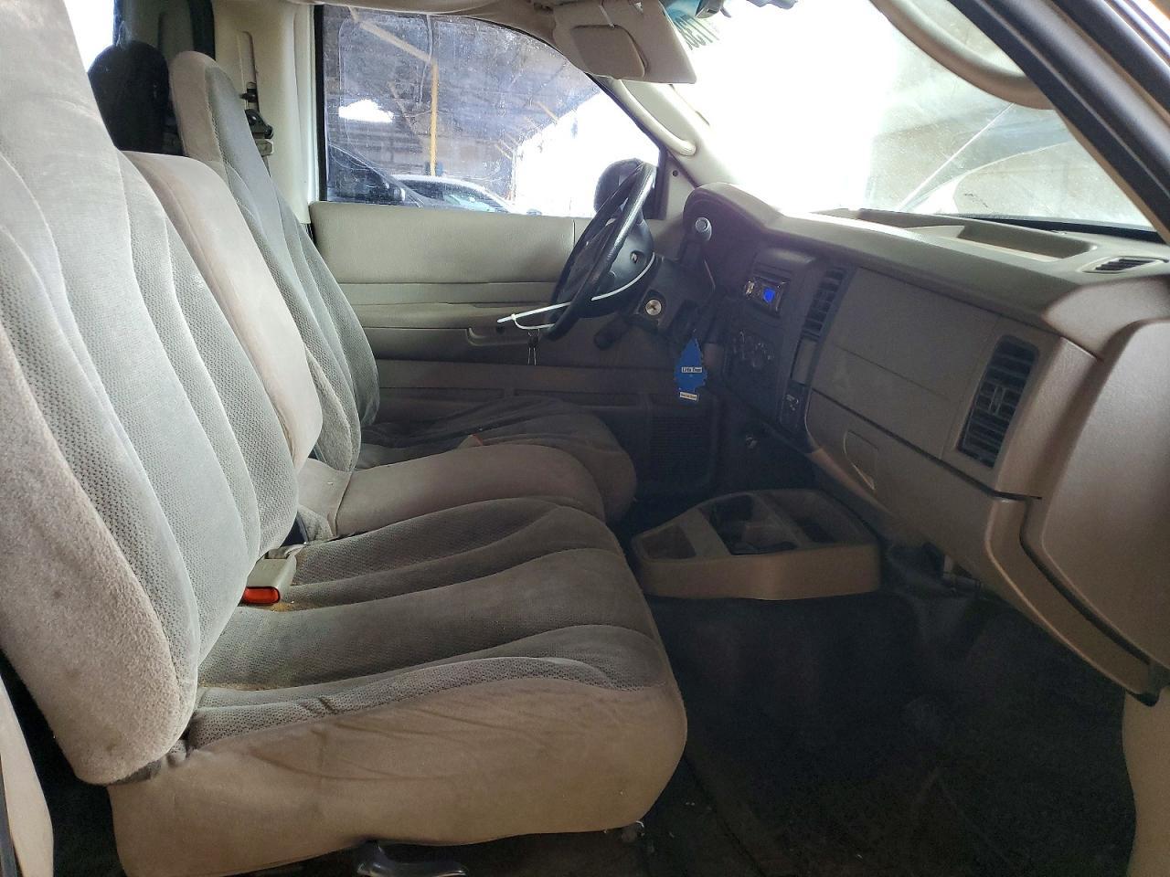 2004 Dodge Dakota sxt