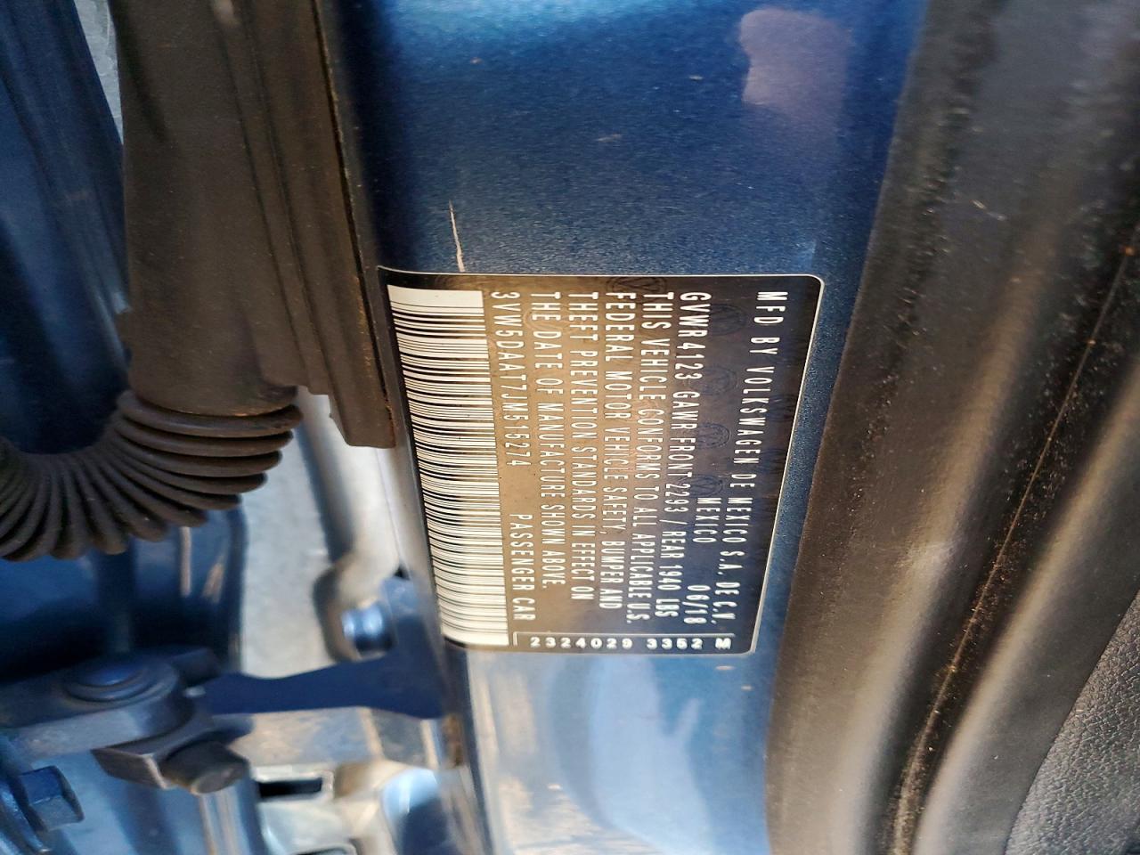 2018 Volkswagen Beetle s