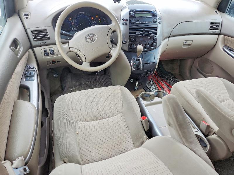 2010 Toyota Sienna