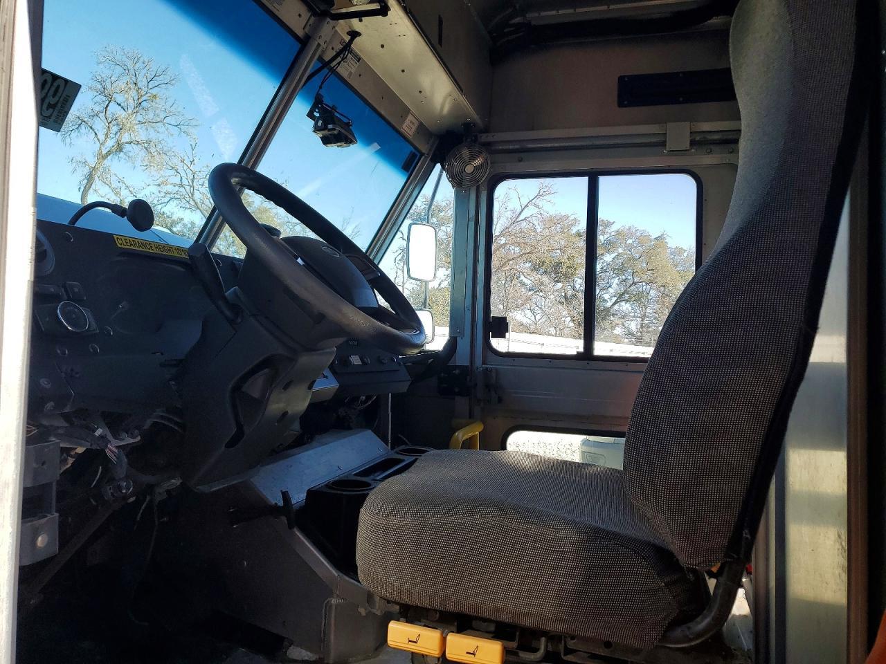 2020 Ford F59 Delivery Truck