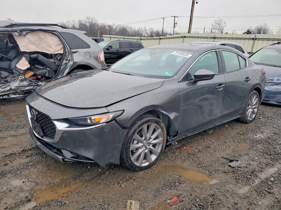 2023 Mazda 3 Preferred
