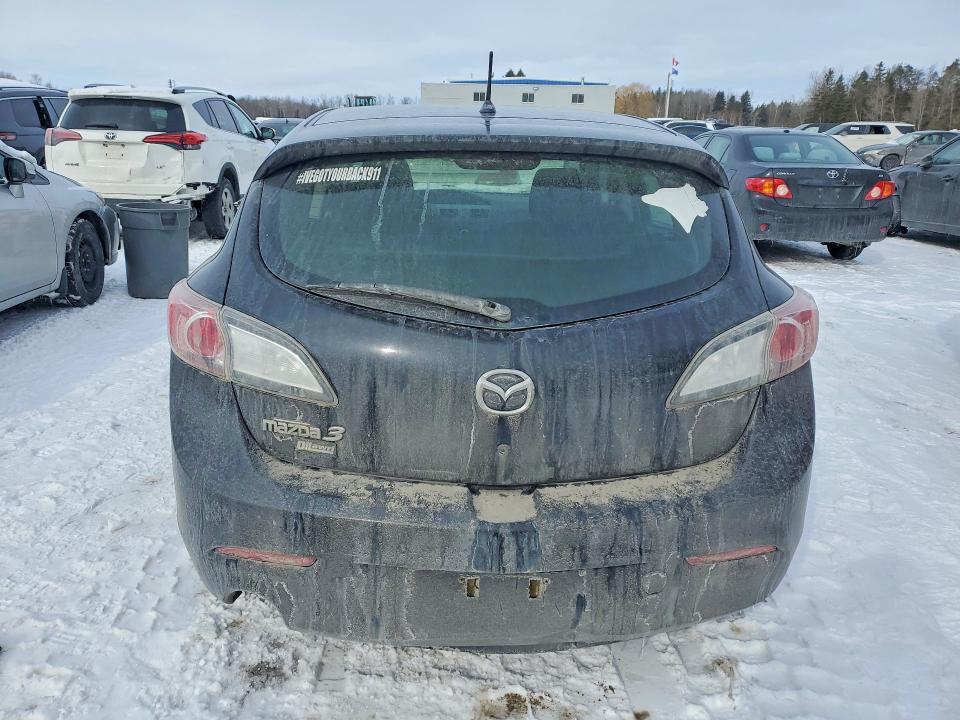 2013 Mazda 3 I