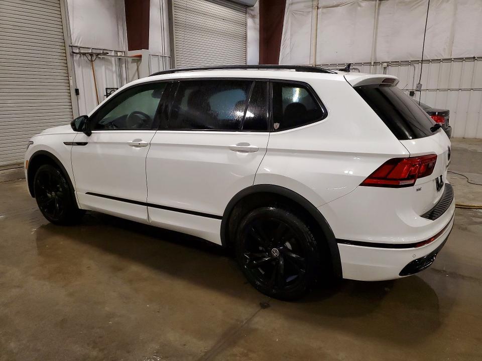 2024 Volkswagen Tiguan se R-line Black
