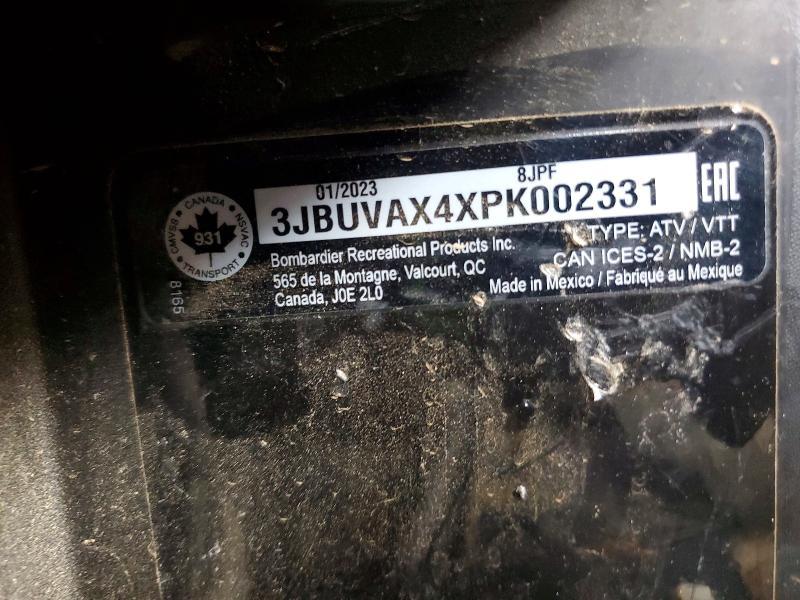 2023 Can-Am Defender Limited cab Hd10