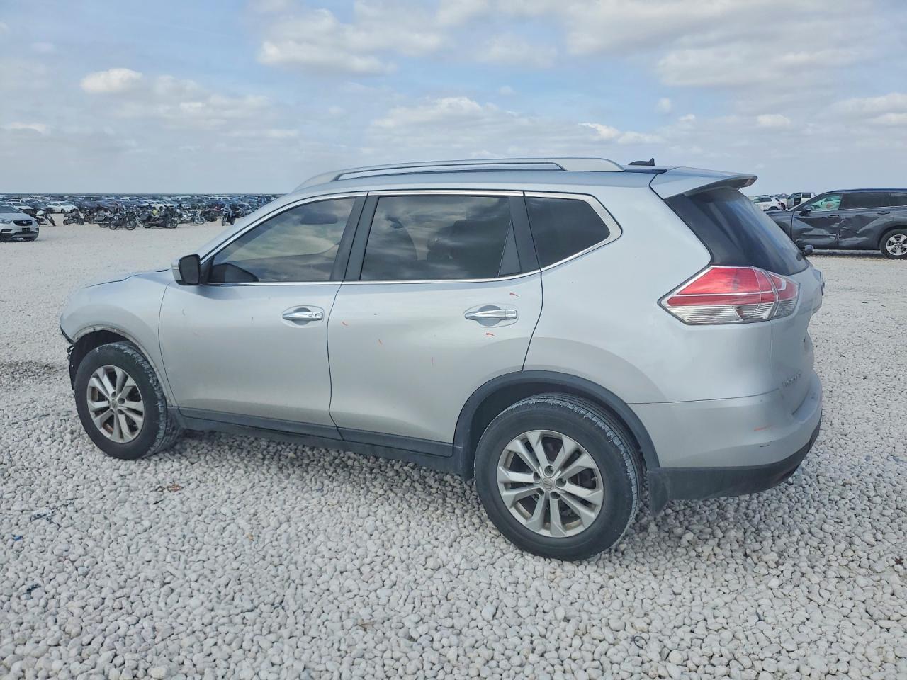 2014 Niss Rogue sv