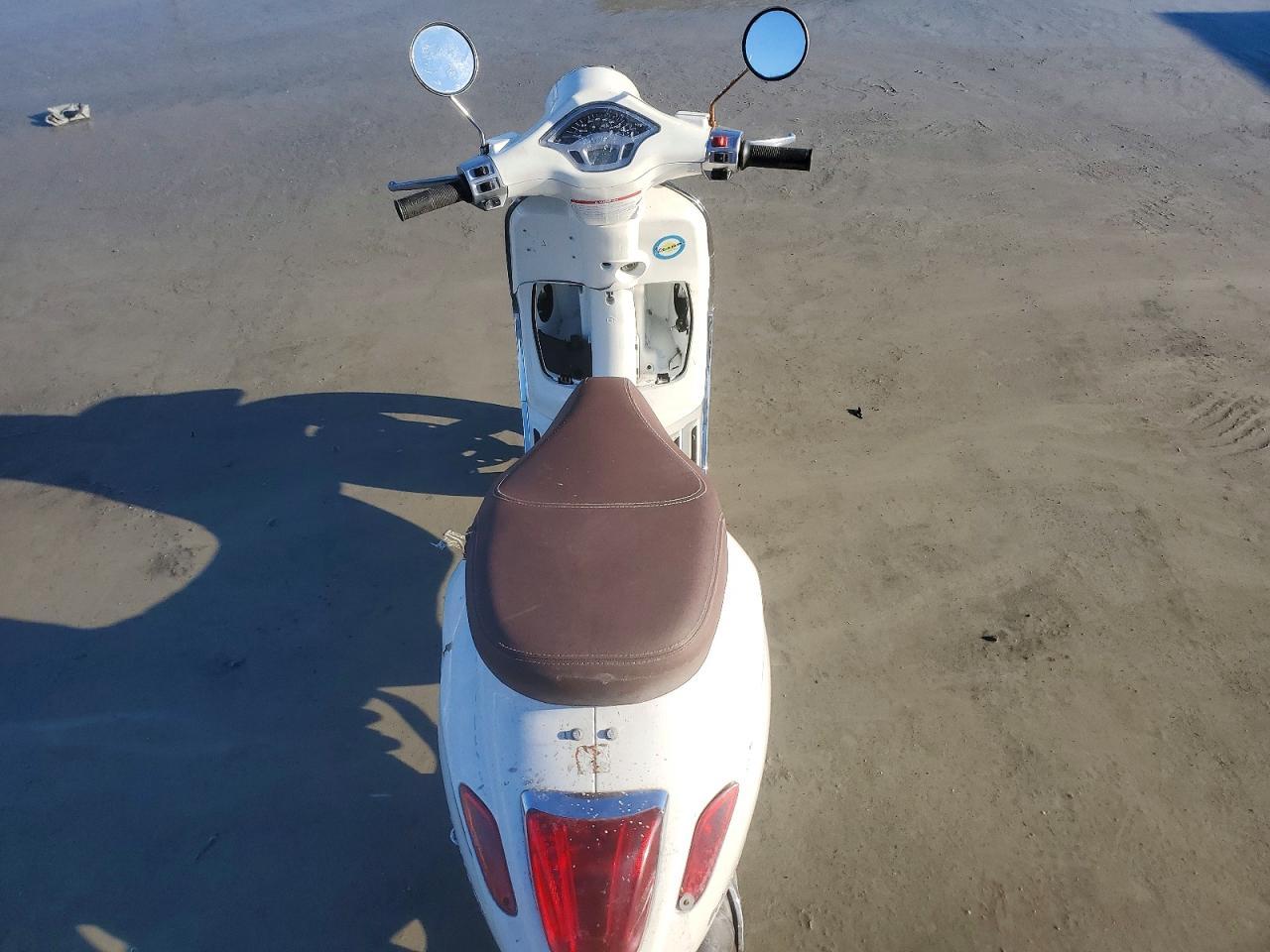 2018 Vespa Primavera 50 4V IE