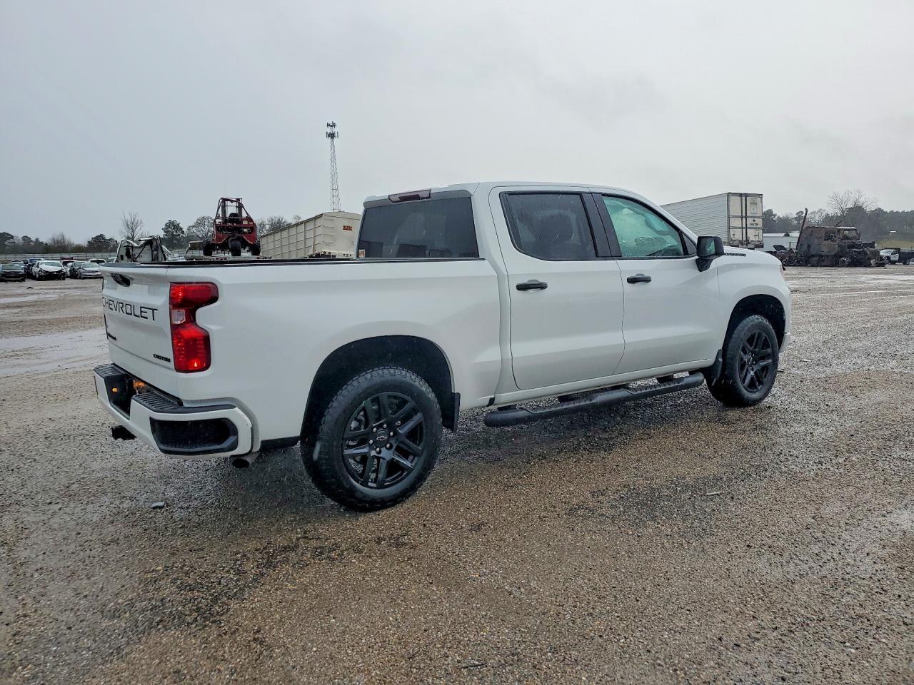 2024 Chevrolet Silverado C1500 Custom