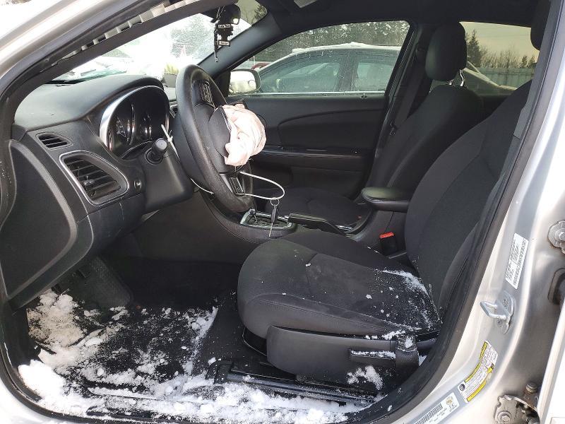 2012 Chrysler 200 lx