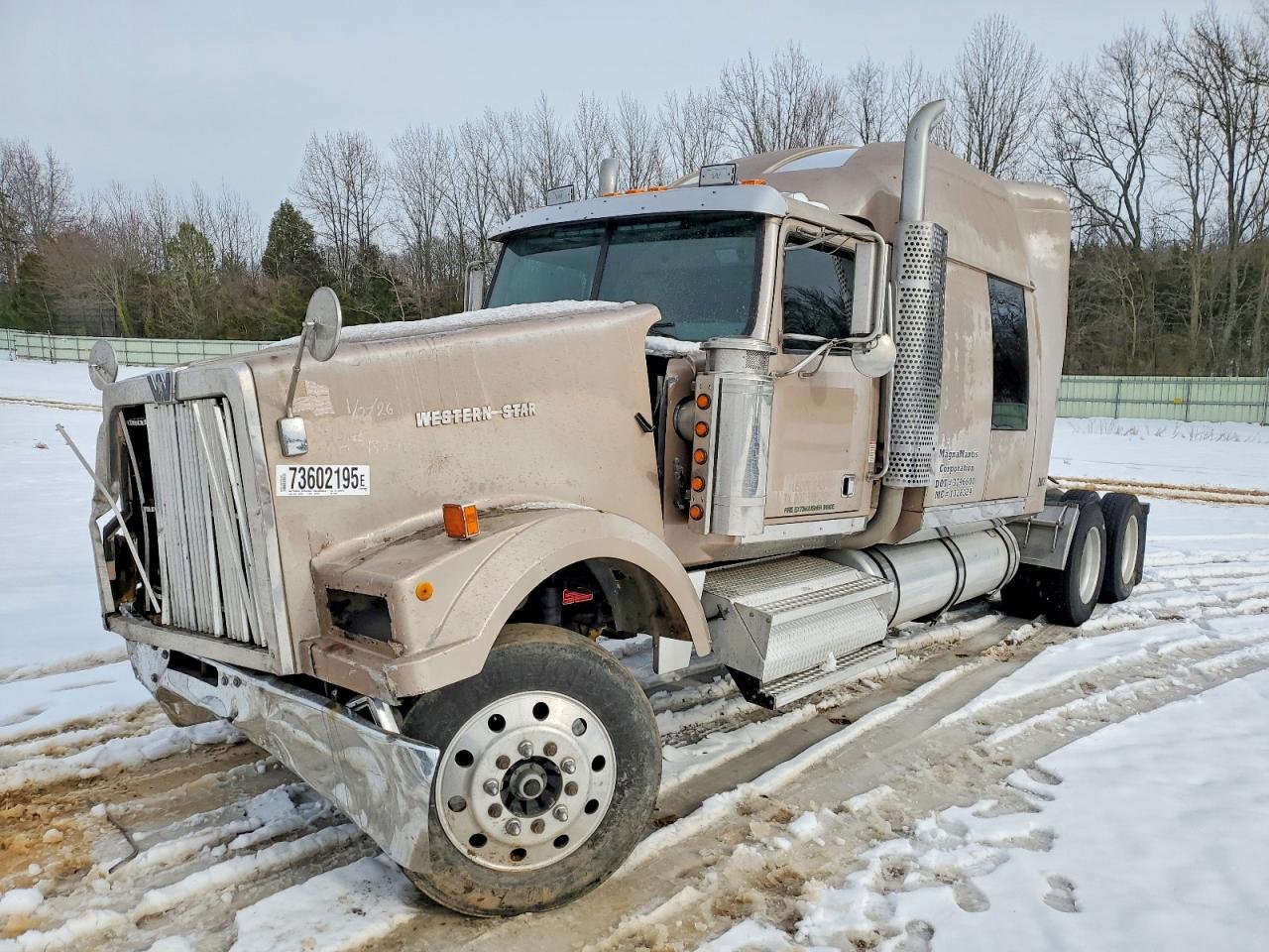 1999 Western Star 4900E Semi Truck