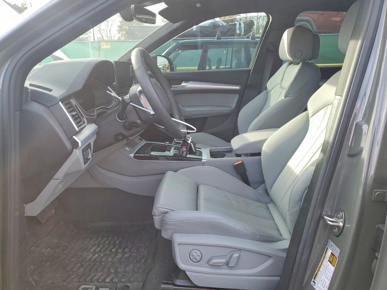 2024 Audi Q5 Premium Plus 45