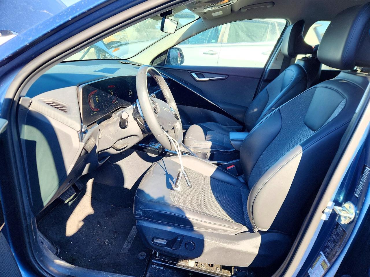 2023 KIA Niro ex