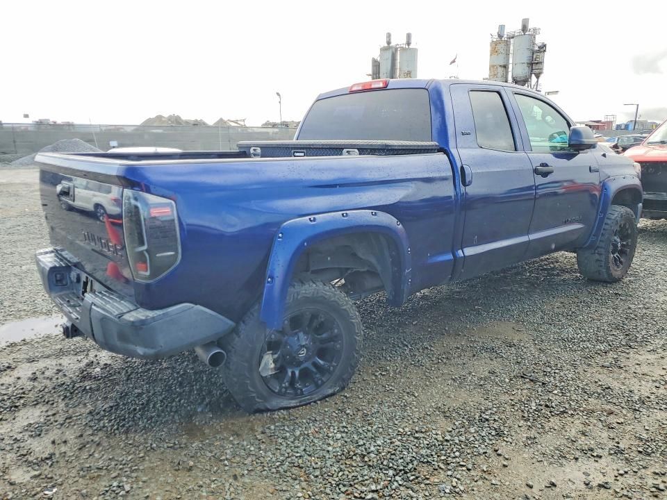 2015 Toyota Tundra Double cab sr
