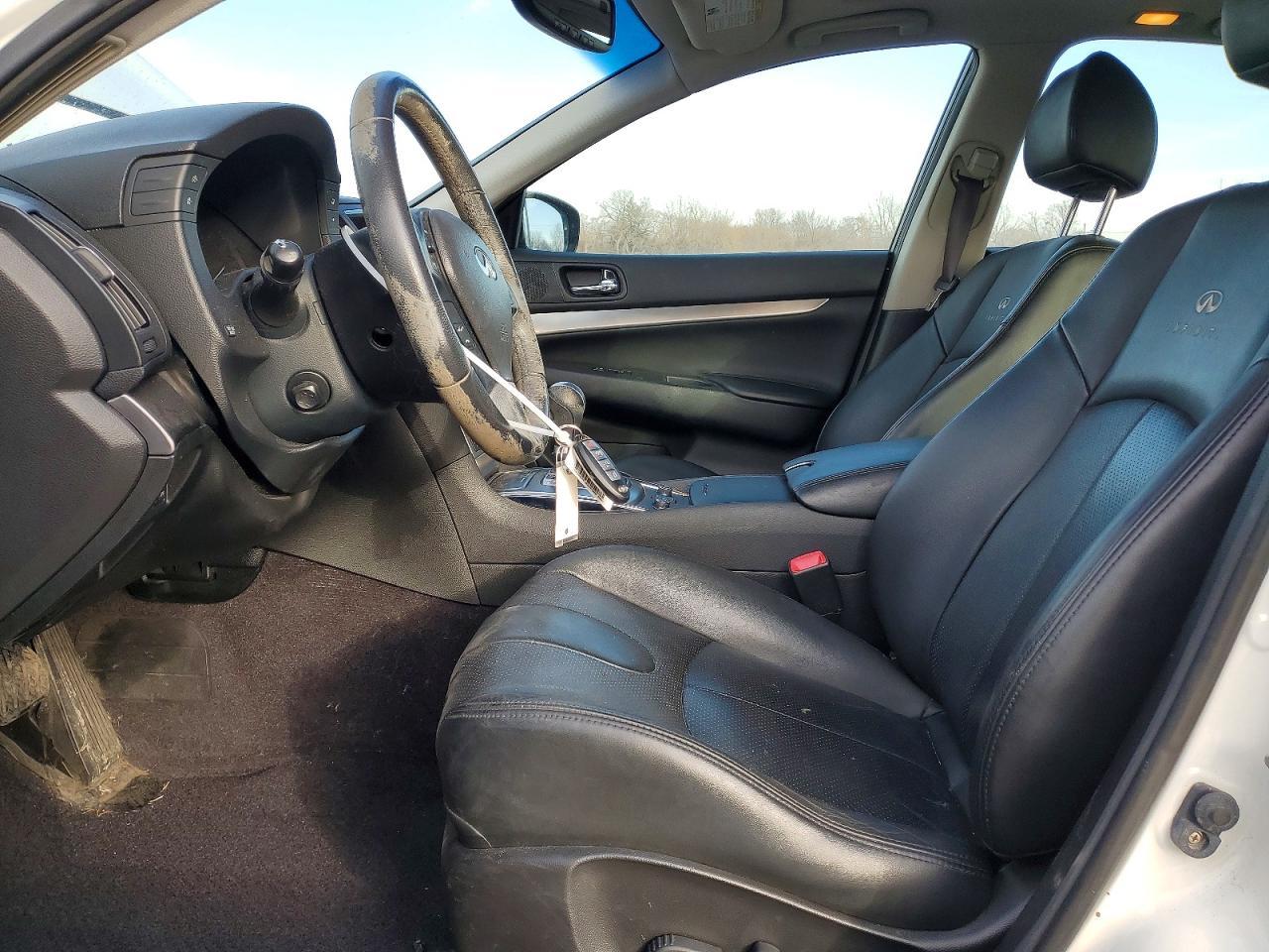 2013 Infinity G37