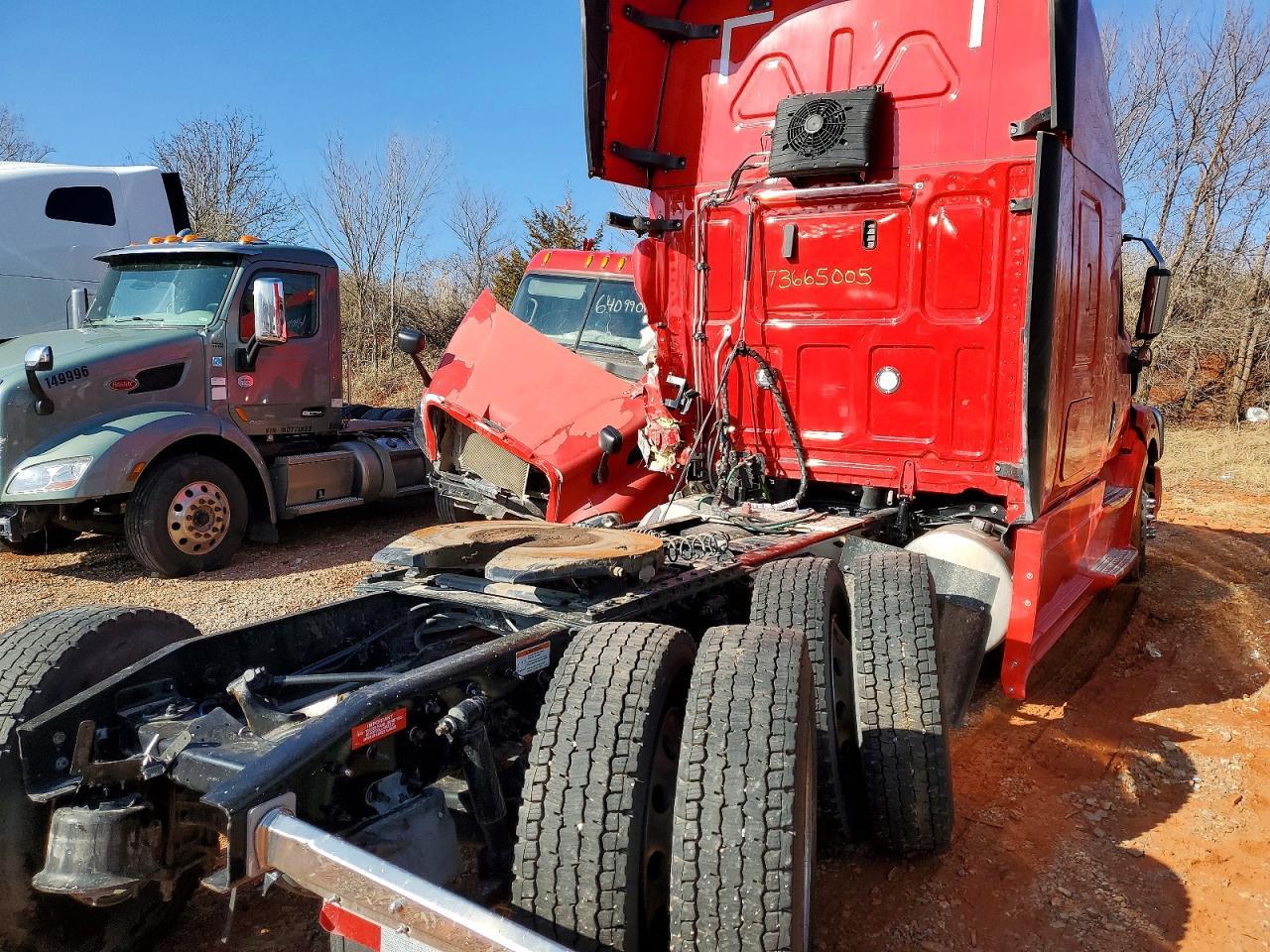 2025 Western Star 57X Chassis Semi Truck