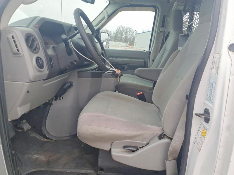 2009 Ford Econoline E250 van