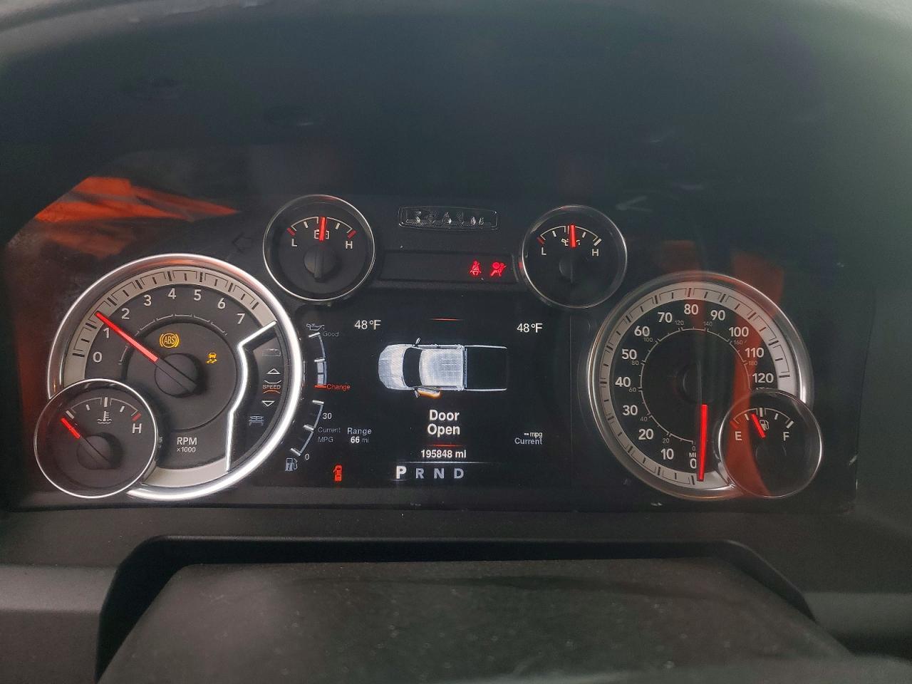 2013 Dodge Ram 1500 slt