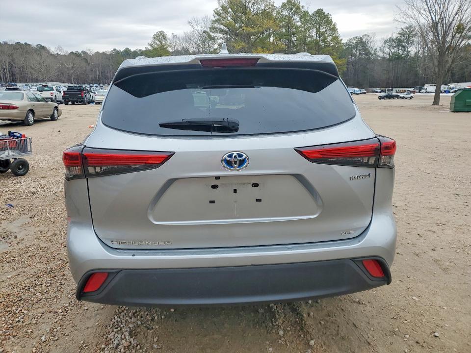 2023 Toyota Highlander Hybrid xle