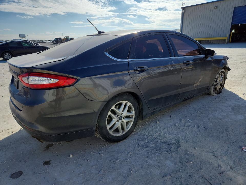2016 Ford Fusion se