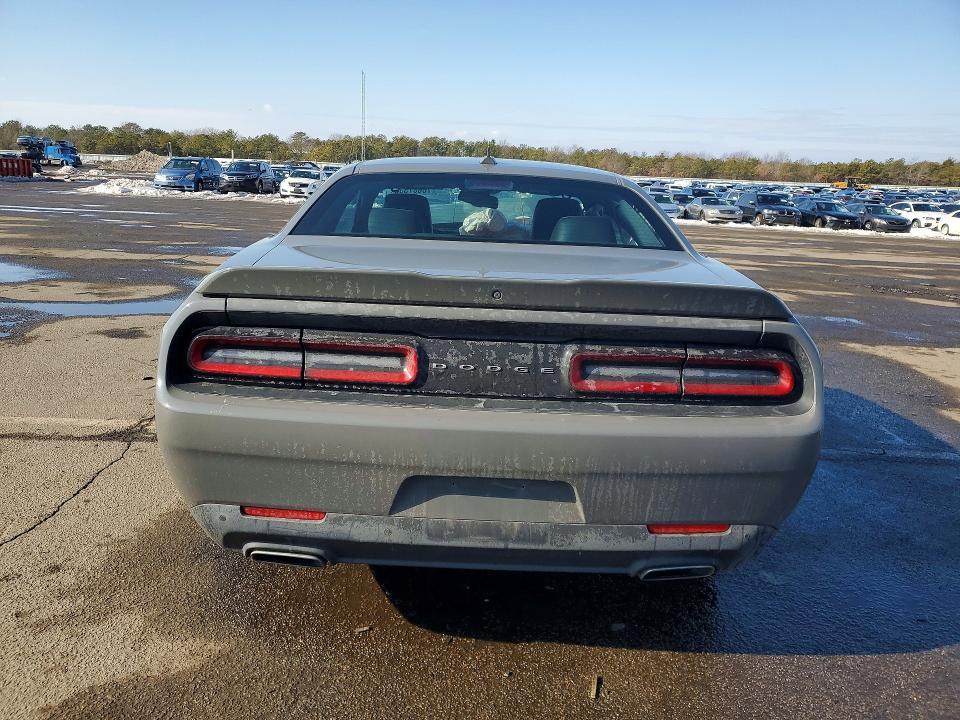 2018 Dodge Challenger sxt