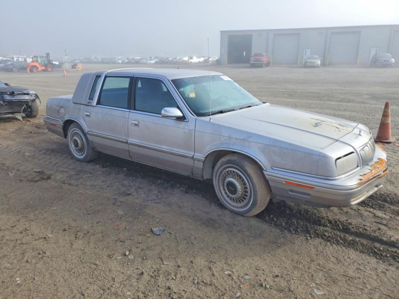 1992 Chrysler New Yorker Fifth Avenue