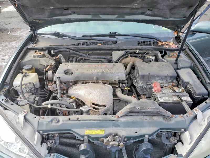 2003 Toyota Camry le