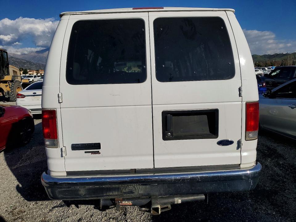 2006 Ford Econoline E350 Super Duty Wagon