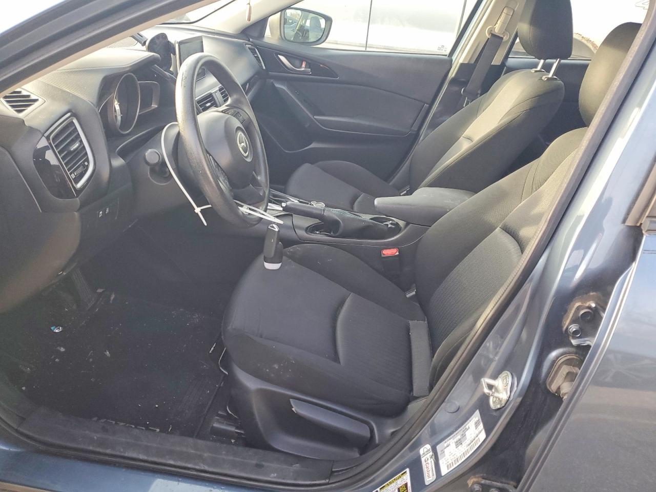 2015 Mazda 3 Sport