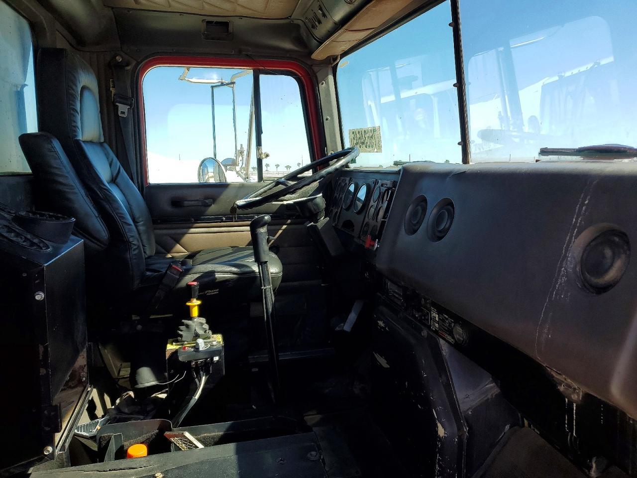 1995 International Paystar 5000sfa