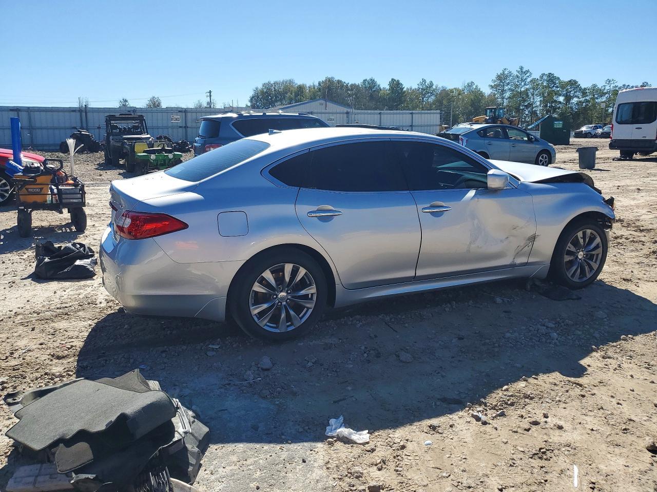 2013 Infiniti M37 Base