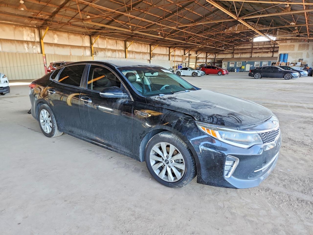2018 KIA Optima s