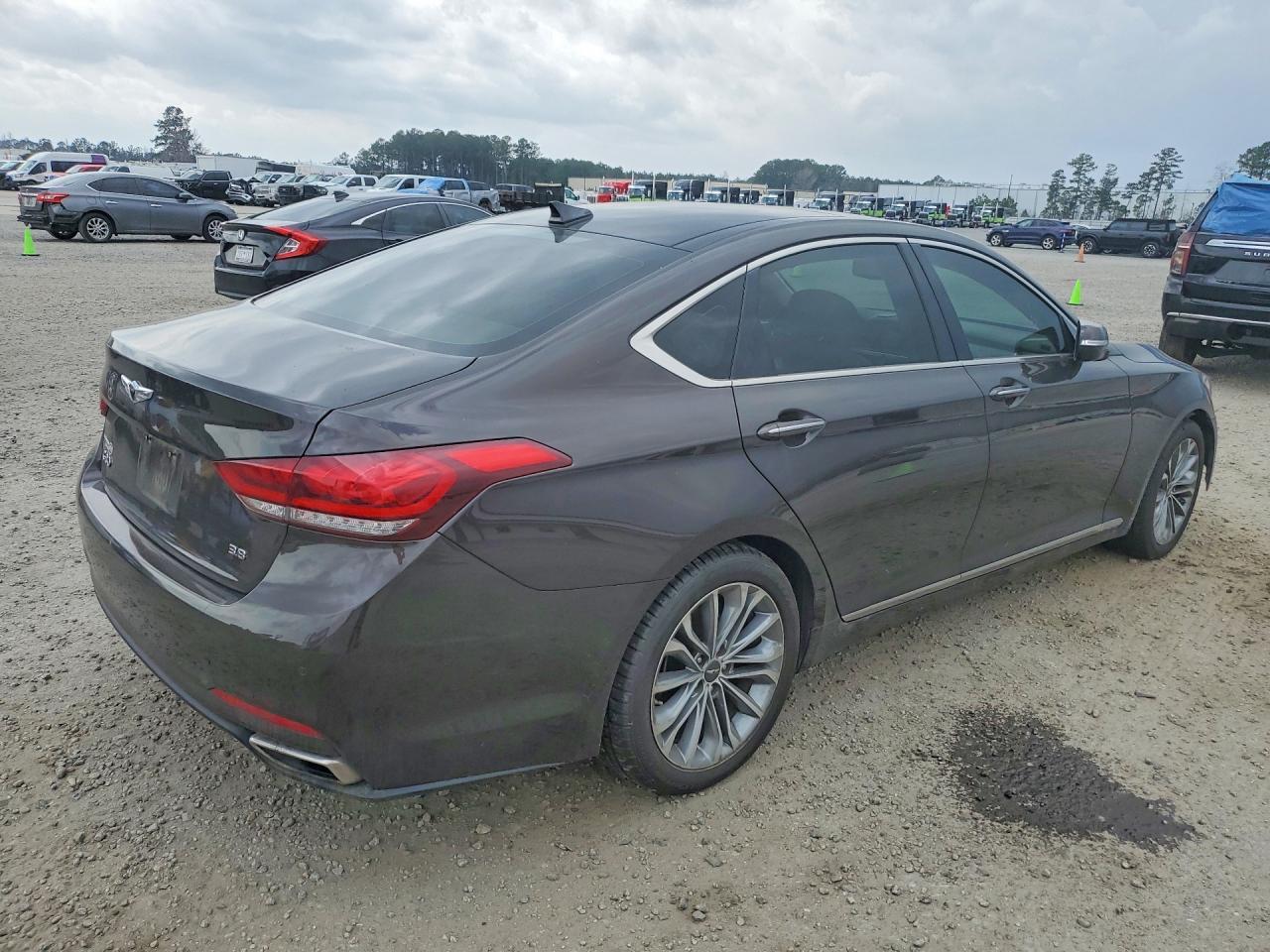 2017 Genesis G80 Base