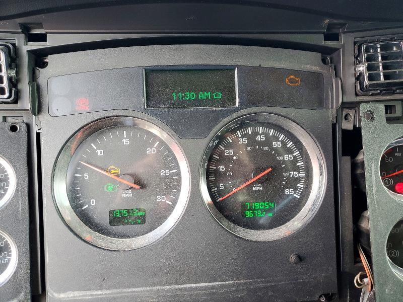 2015 Kenworth T660 Semi Truck